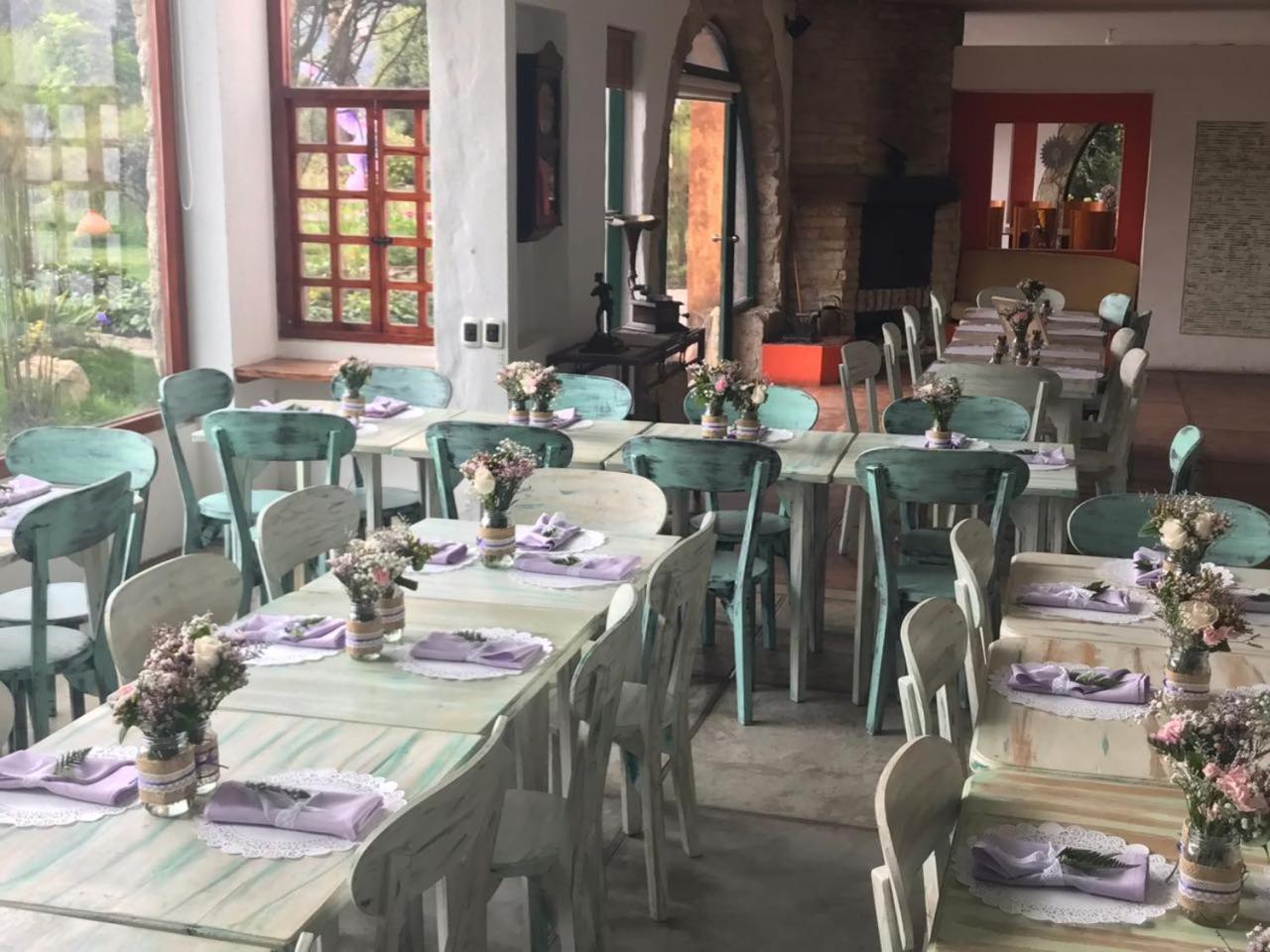 Monteluna Inn *